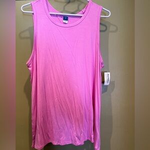 Pink woman’s tank top brand new with tags